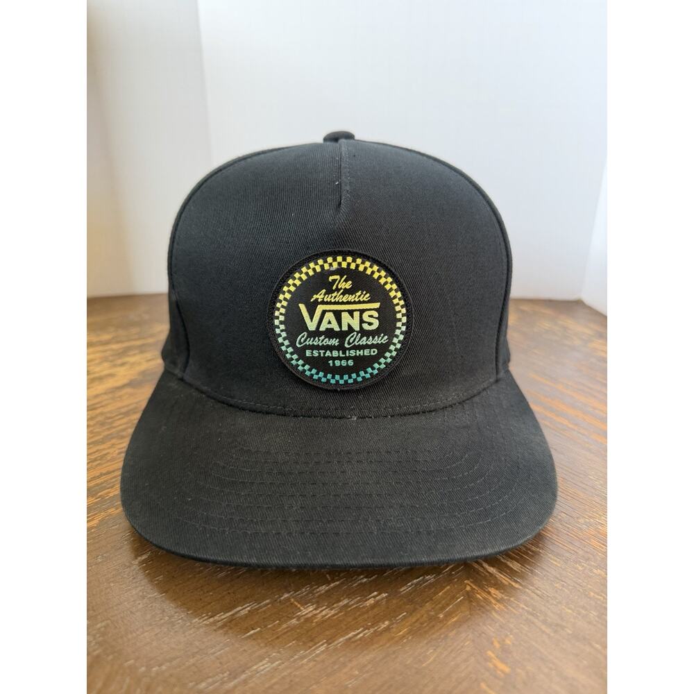 Vans 1966 Authentic Snapback Cap in black